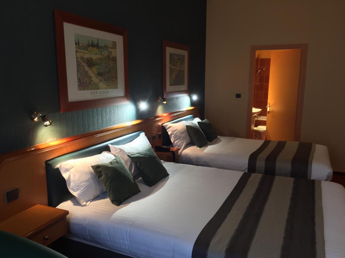 Hotel De La Paix ลีลล์ ภายนอก รูปภาพ